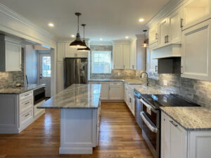 Kitchen with pendant, task, and recessed lighting